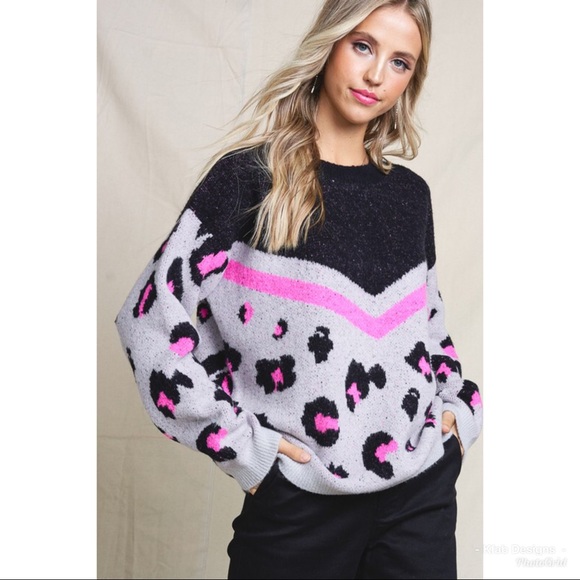 💕LAST 1! Super Soft Animal Print Chevron Sweater! - Picture 6 of 8